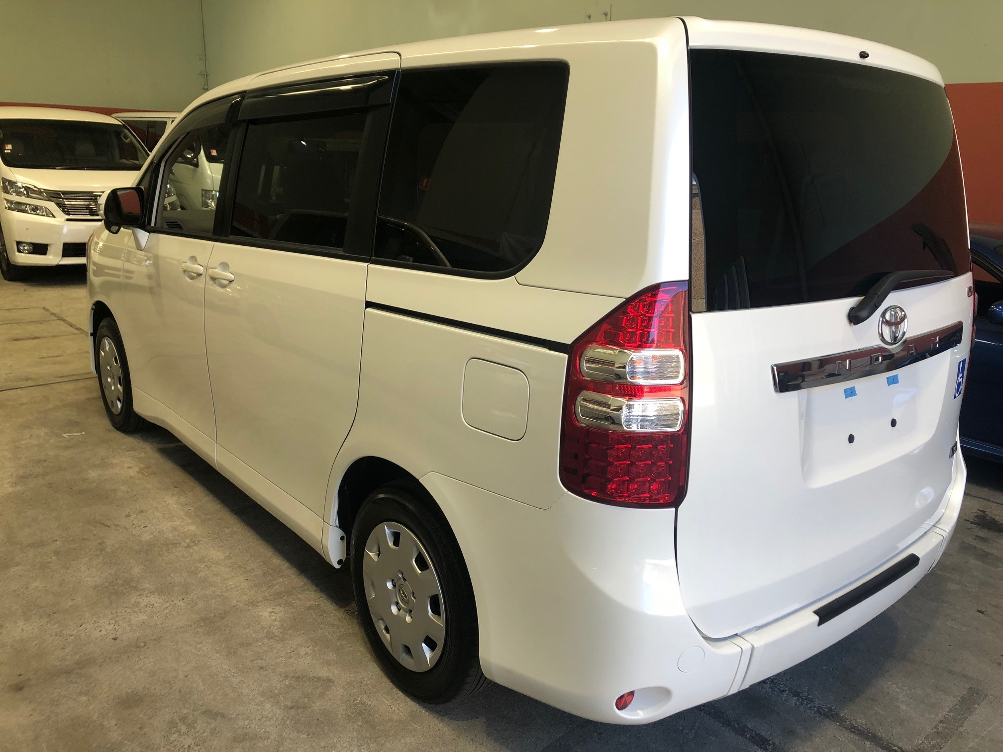Welcab toyota noah