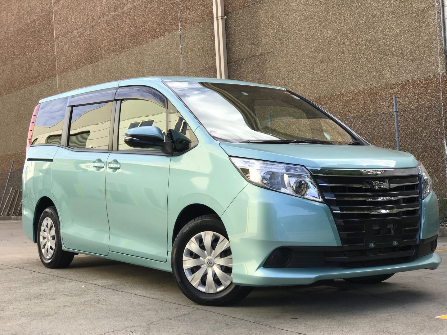 Welcab toyota noah