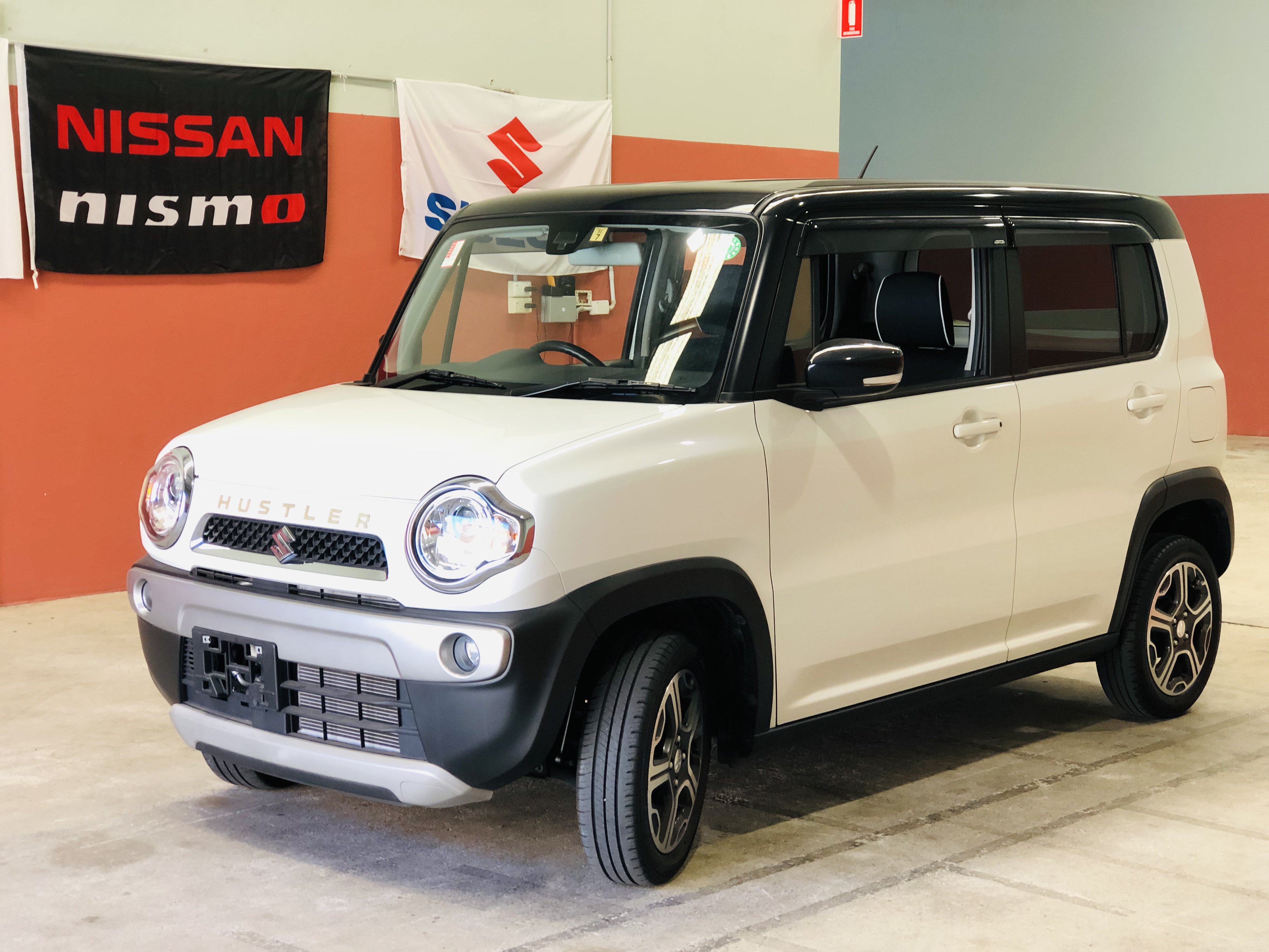 Suzuki hustler 2015