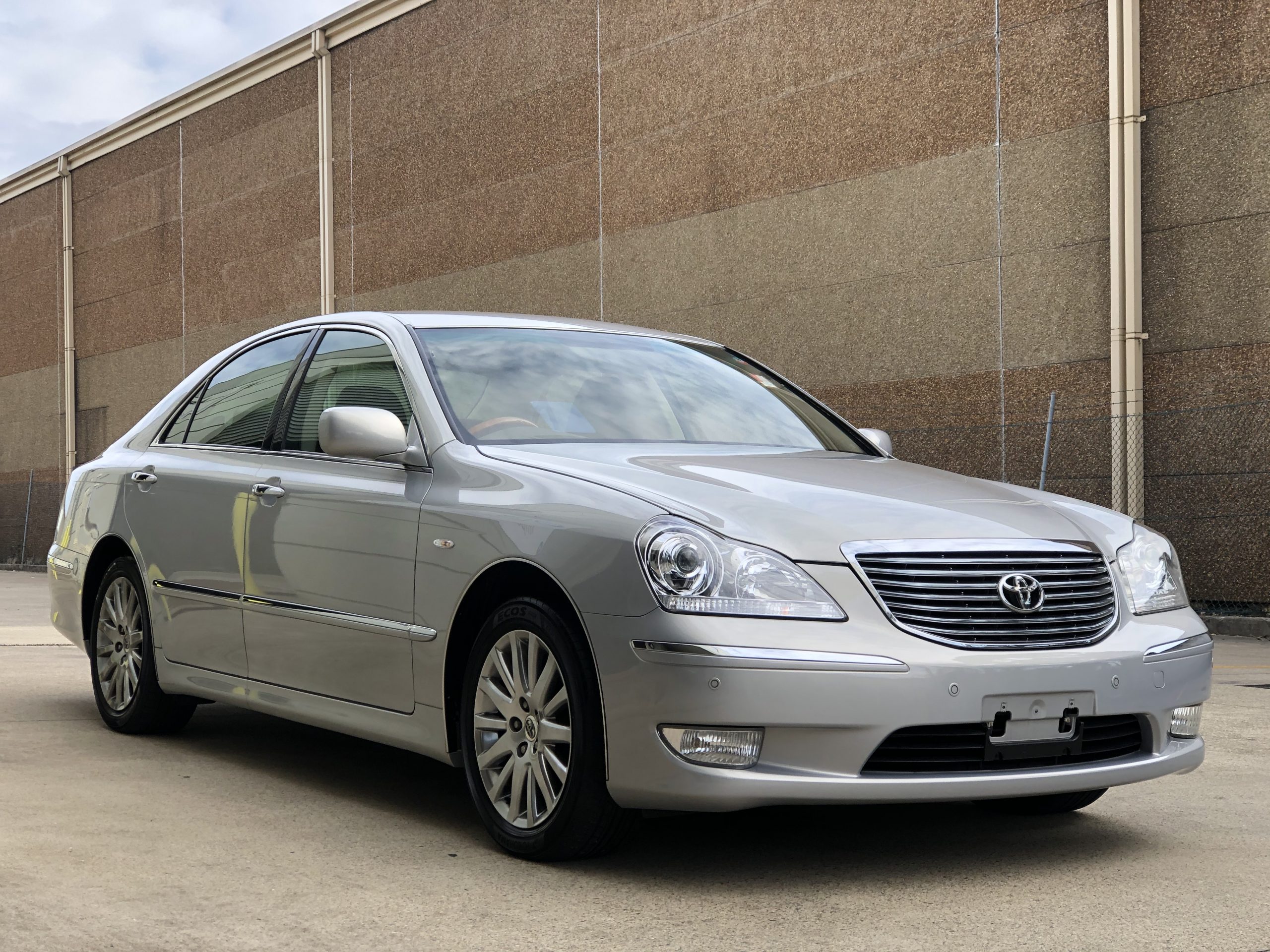 Toyota crown majesta s171