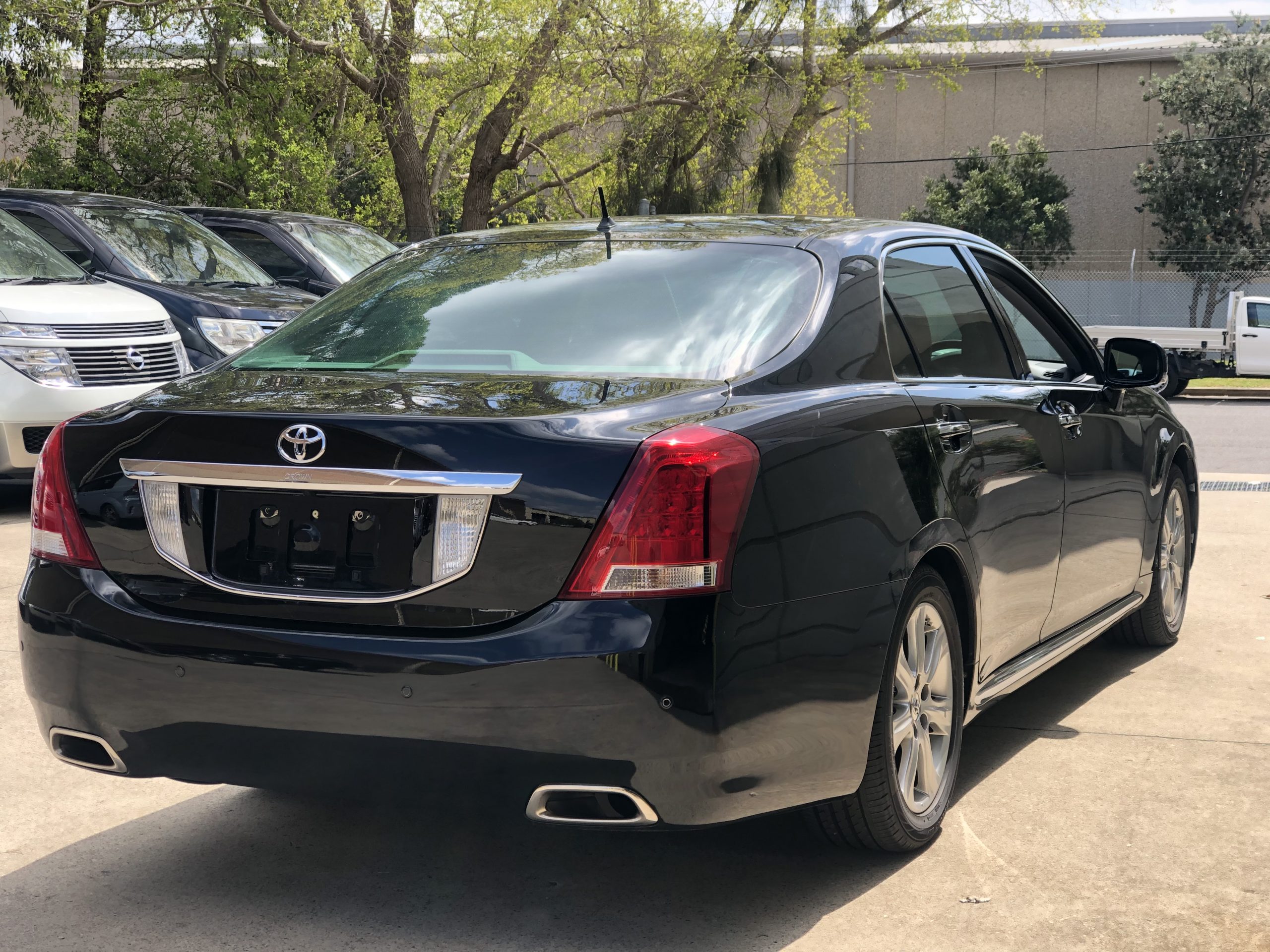 Toyota crown majesta s171