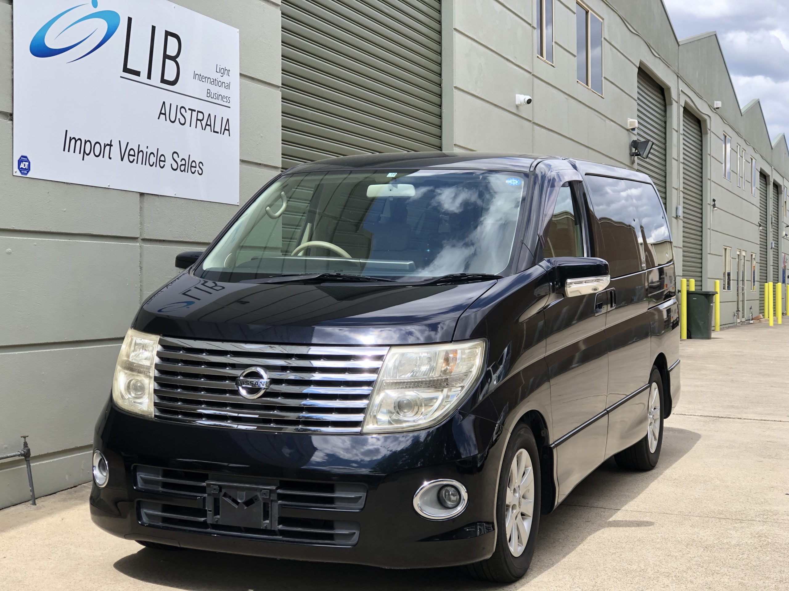 Nissan elgrand 2005