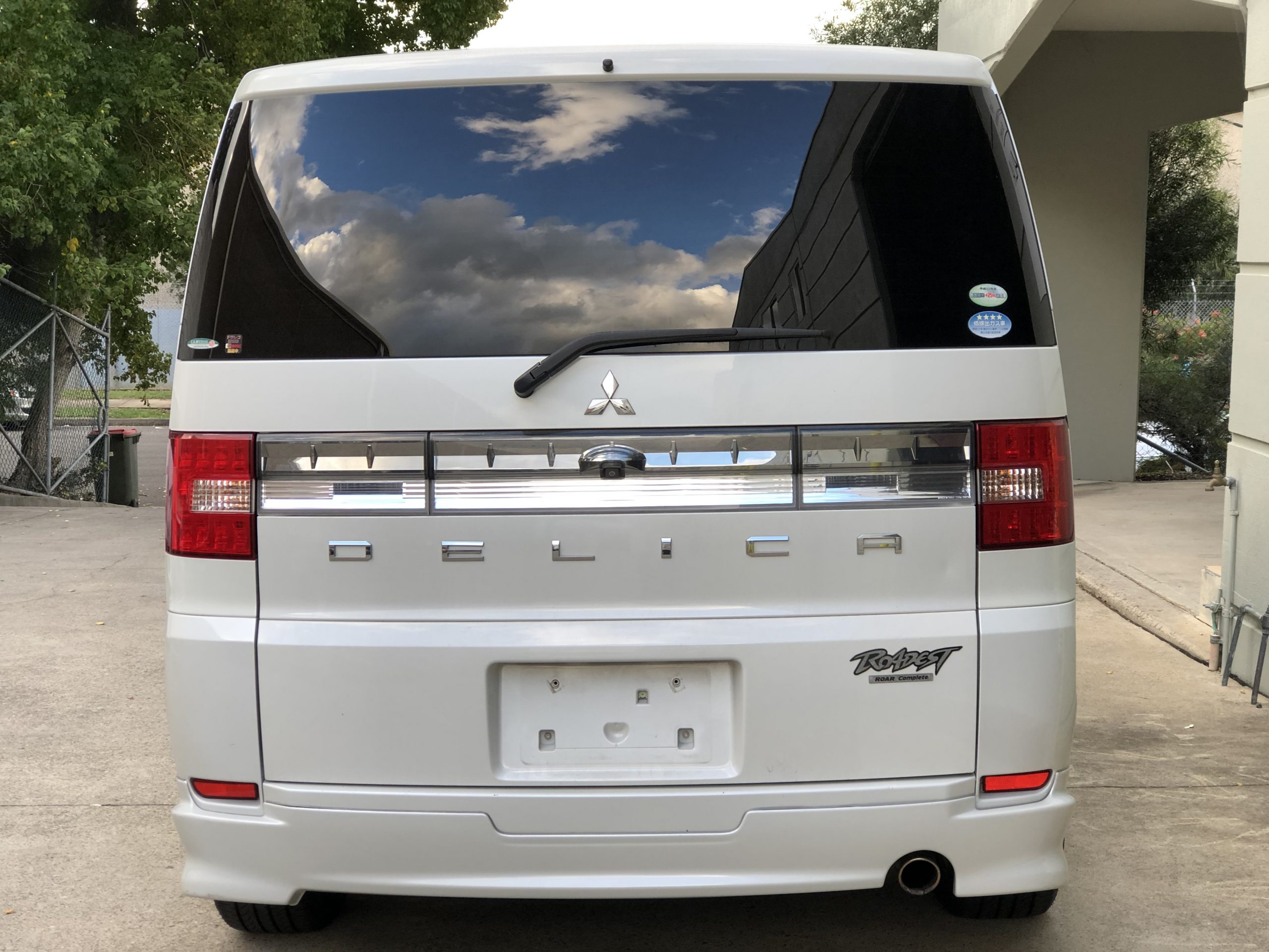 Mitsubishi delica 2010