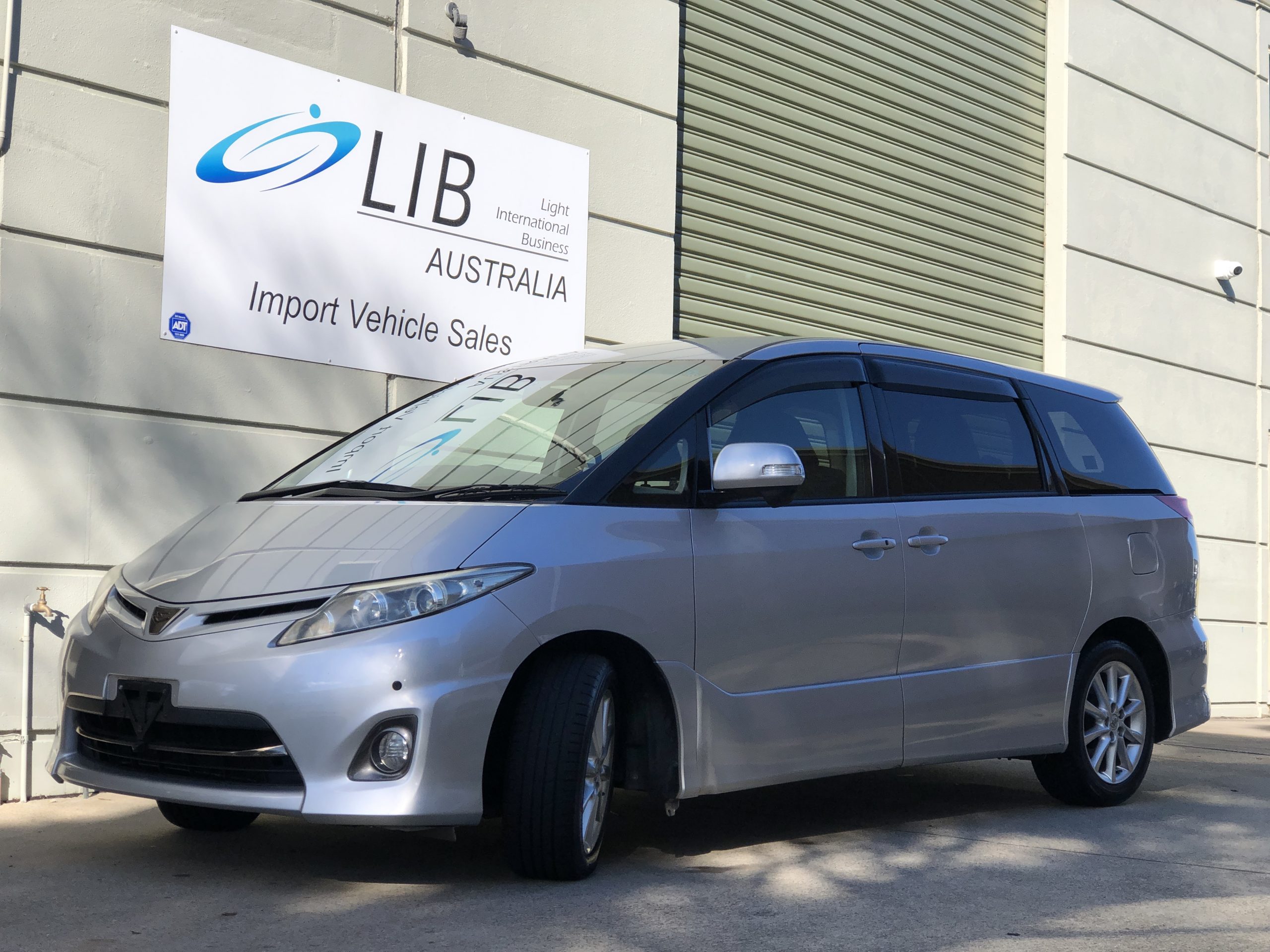 Toyota estima 2009
